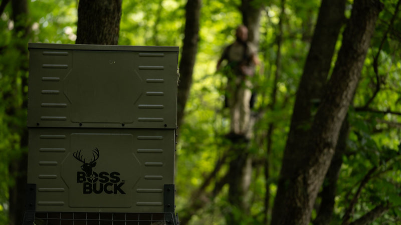 Boss Buck - 300lb STAND & FILL SLED FEEDER W/ DIVERTER PLATE & SOLAR PANEL