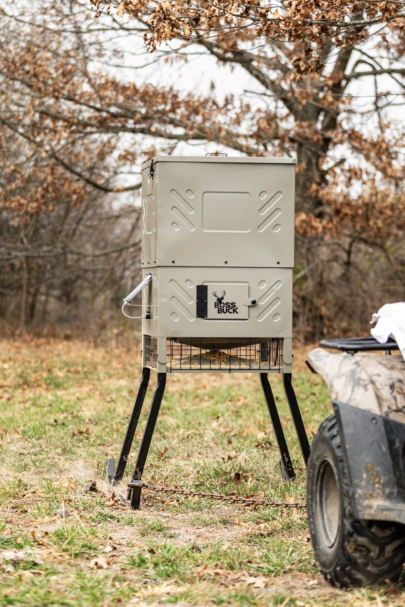 Boss Buck - 600lb FILL SLED FEEDER W/ DIVERTER PLATE & SOLAR PANEL