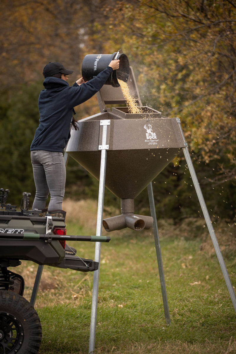 Boss Buck - 600 LB Automatic Feeder