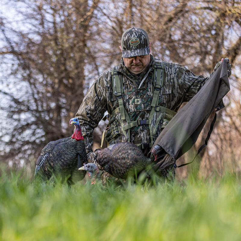 Avian-X - LCD Feeder Hen Turkey Decoy