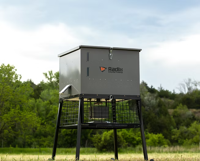 Radix Hunting - Virtus 6 Feeder - 600lbs